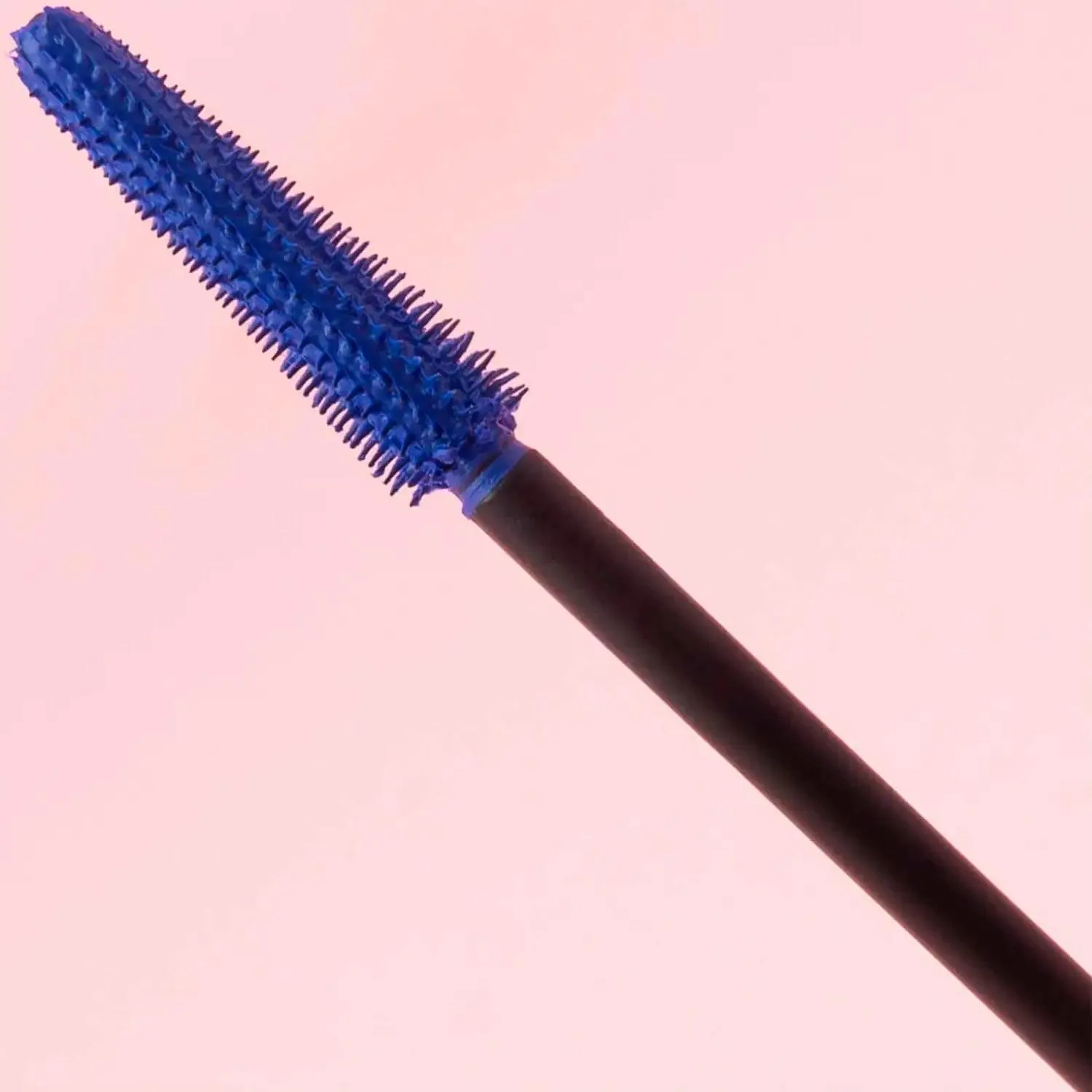 BENEFIT - BANG BAD GAL BIGGER, BADDER BRIGHTENING BLUE - 8.5g