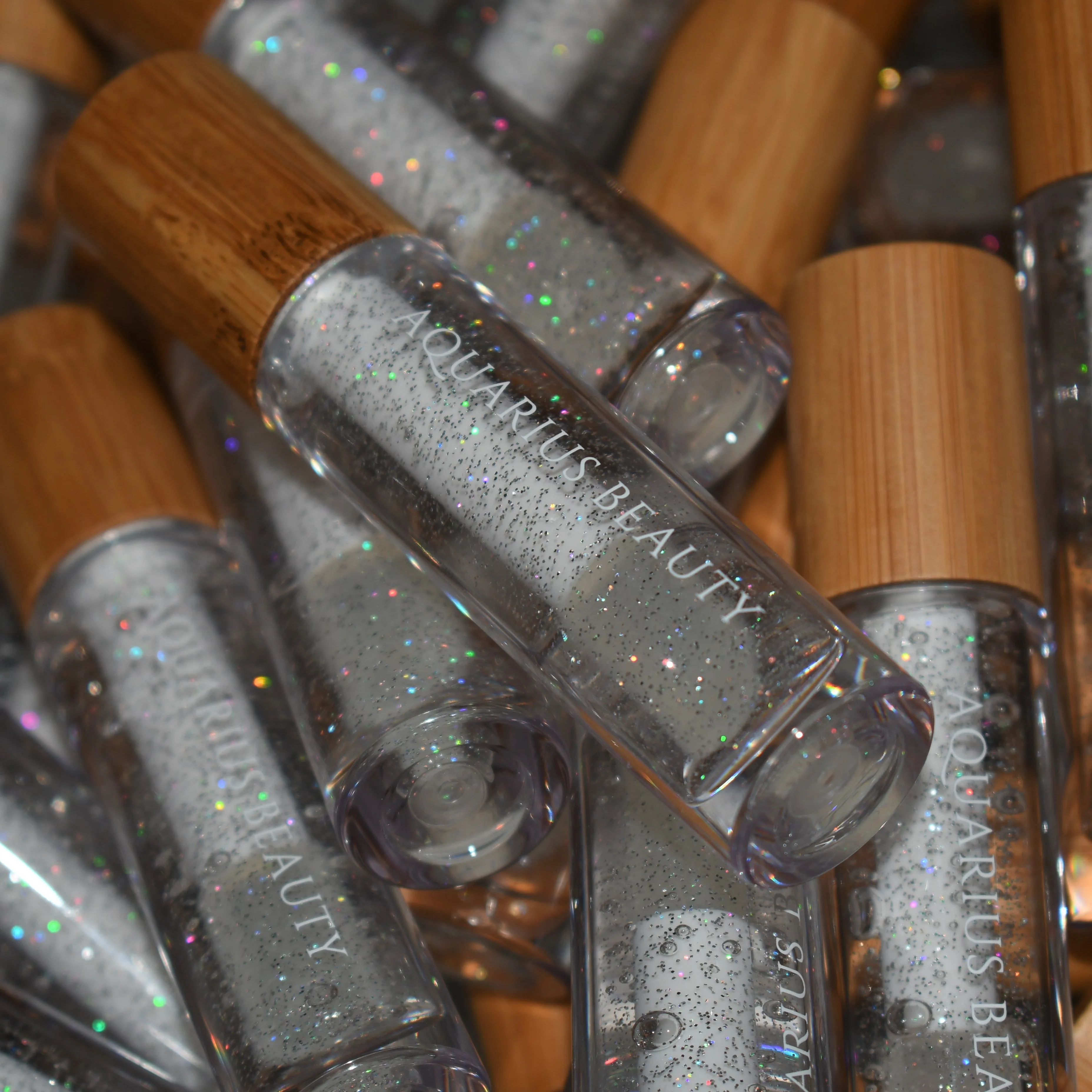Holomint Plumping Lip Gloss   vegan & cruelty free