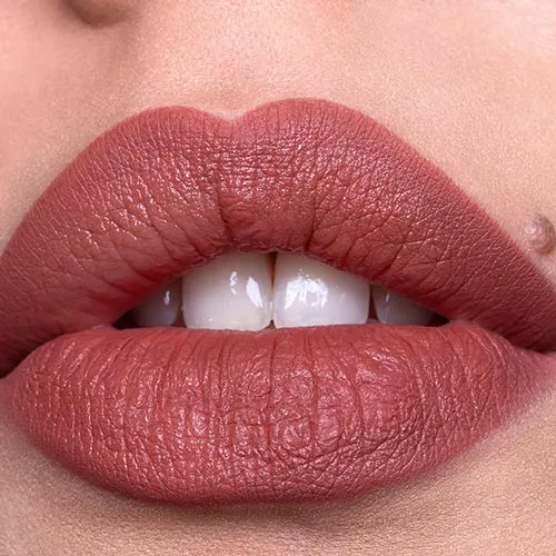 Plumping Lip Liner