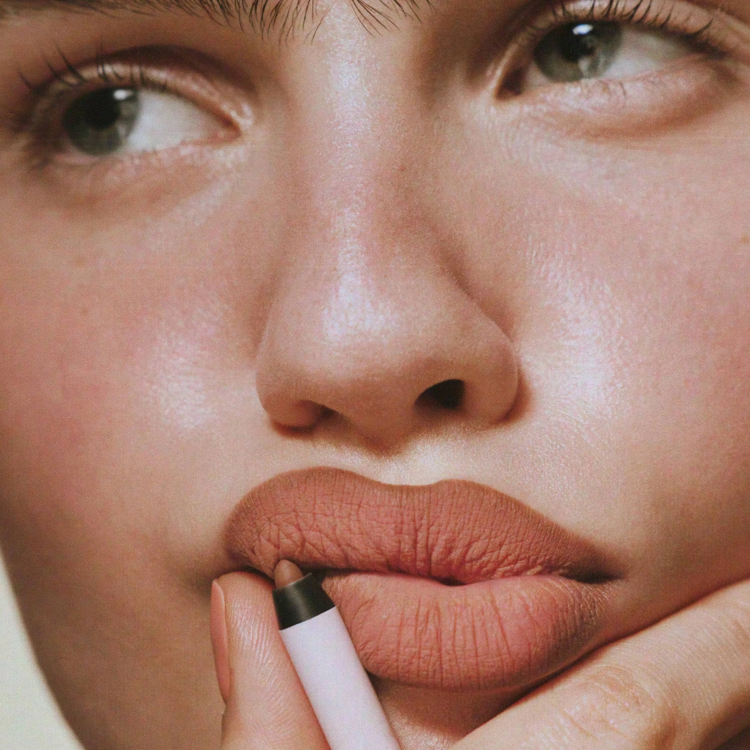 Plumping Lip Liner
