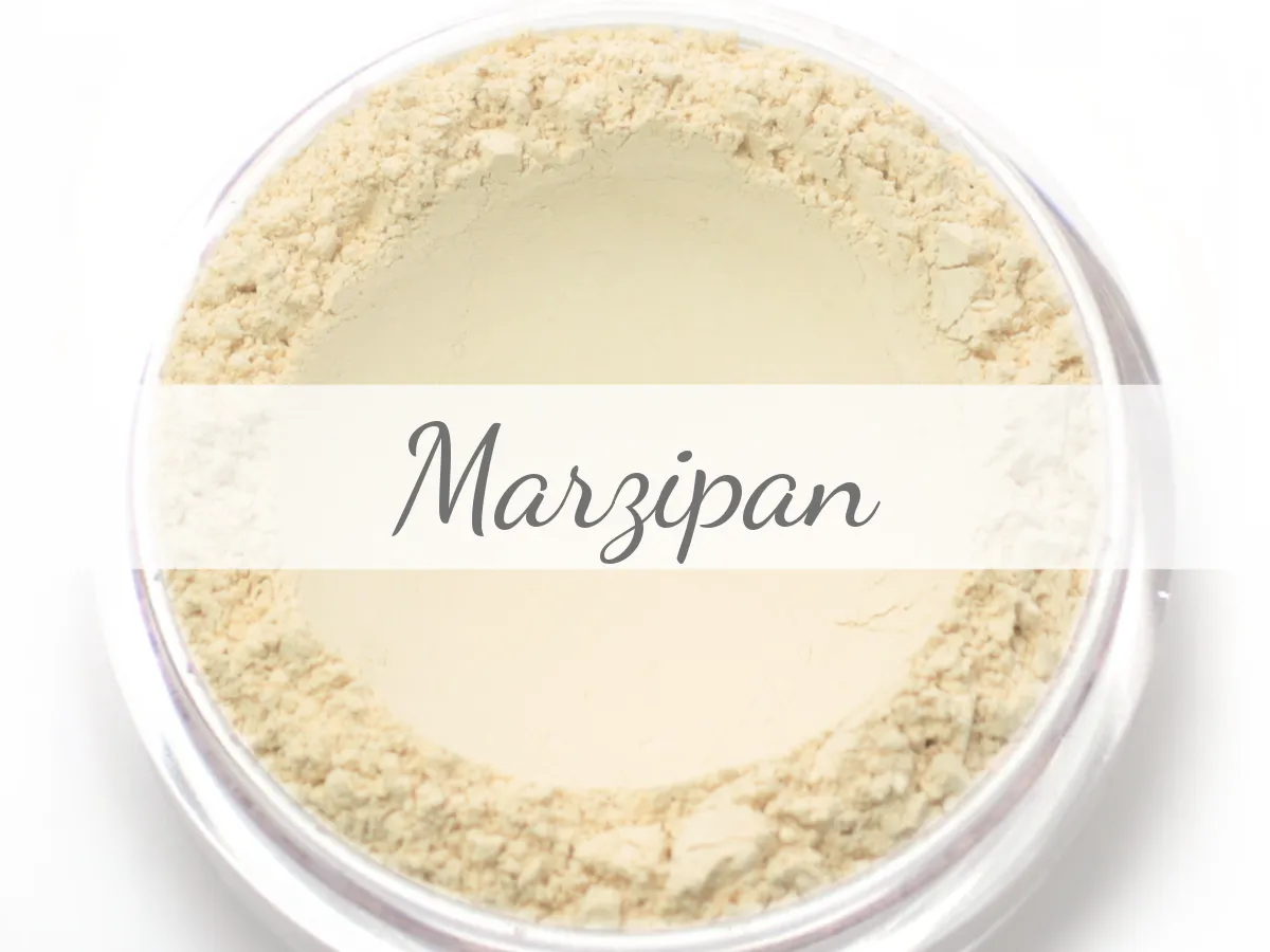 "Marzipan" - Delicate Mineral Powder Foundation