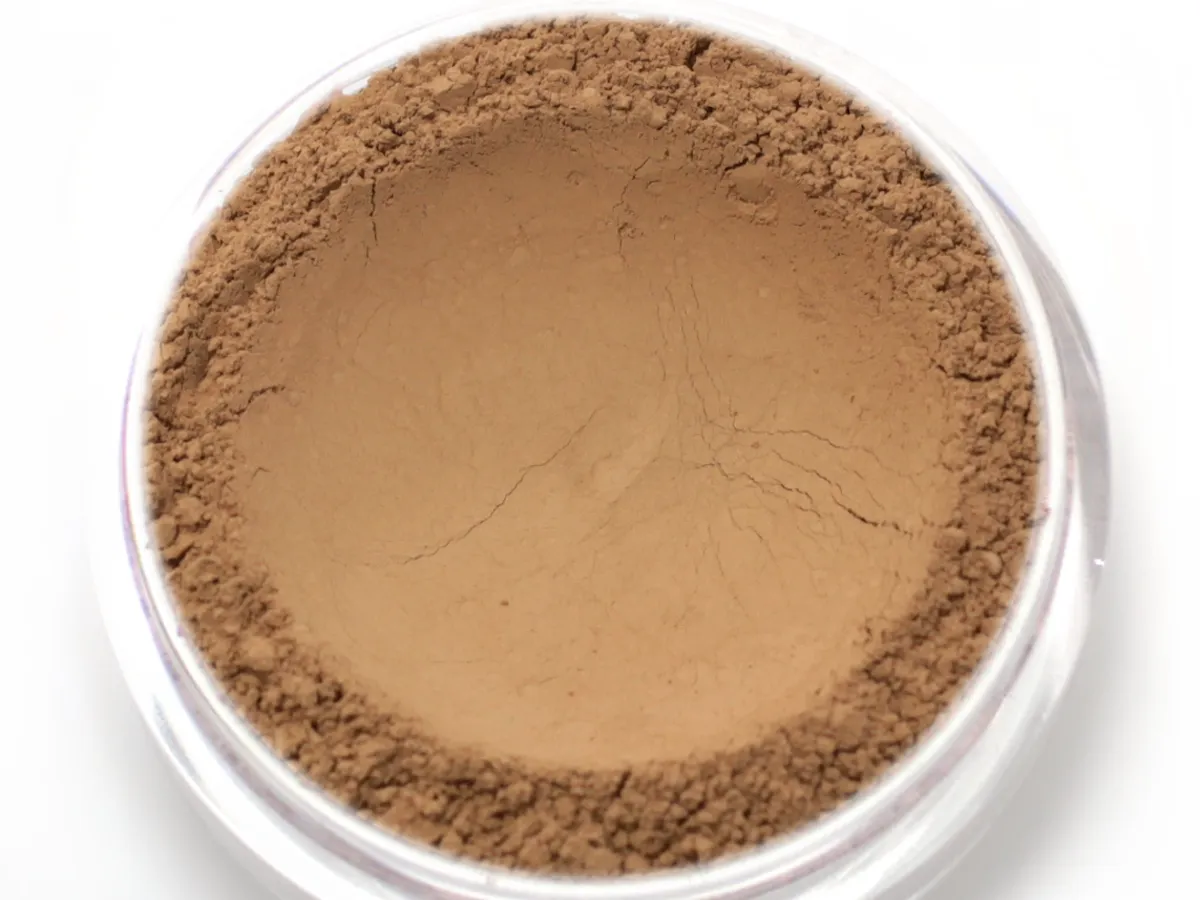 "Mocha" - Delicate Mineral Powder Foundation